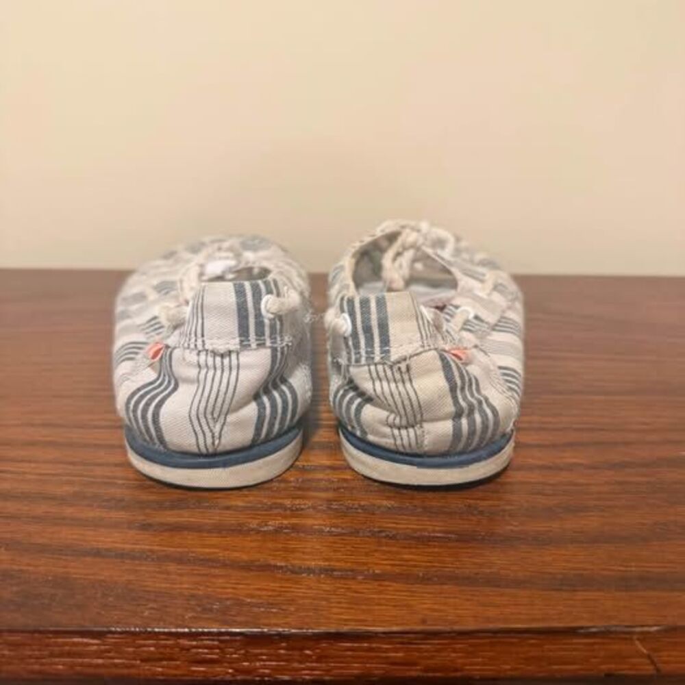 Roxy Size 7 Striped Slip-On Boat Shoes